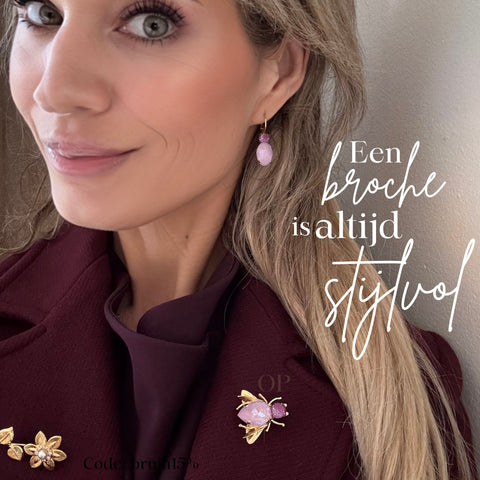 Sale: Vlieg broche met paarse Swarovski-kristallen