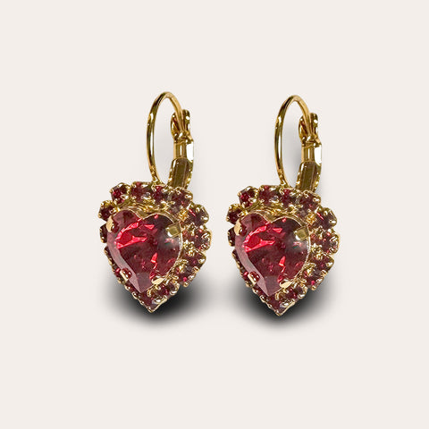 Earrings with red hearts