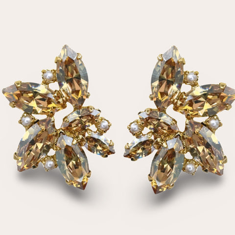 Large leopard stud earrings set with 10 crystals