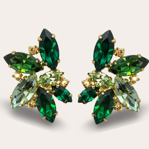 Large leopard stud earrings set with 10 crystals