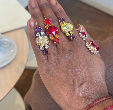 Oorbellen met paarse en gouden Swarovski-stenen