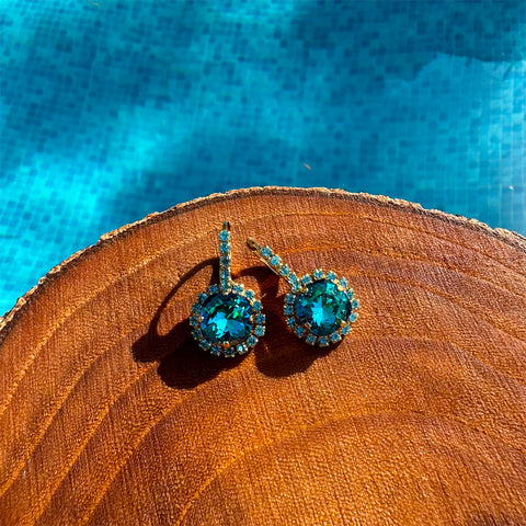 Notify me: Oorhangers met oceaanblauwe kristallen