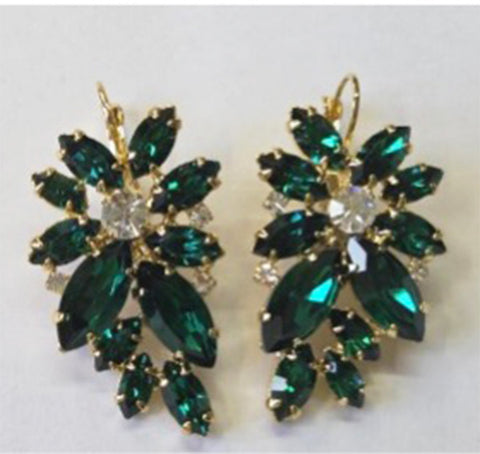 Statement oorhangers met smaragdgroene bloem