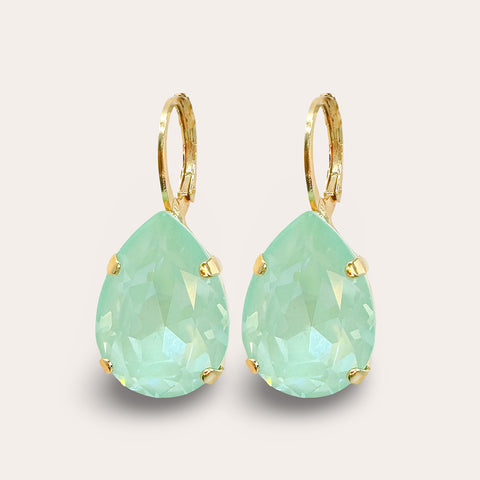 Notify me: Oorhangers met een grote mintgroene druppel
