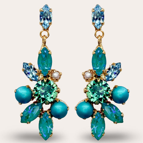 Elegant stud earrings with flower and decorated Laguna stone