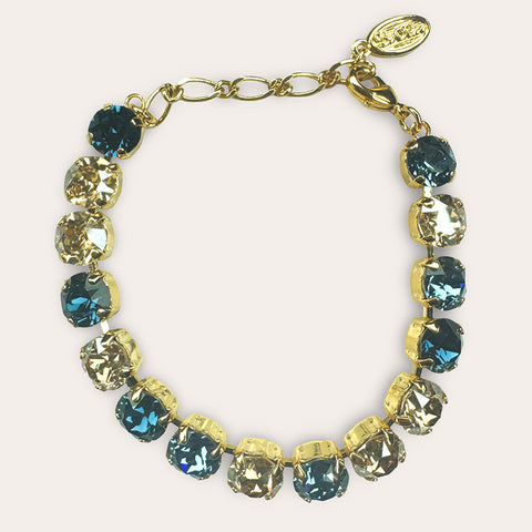 Notify me: Gouden armbandje met donkerblauwe kristallen